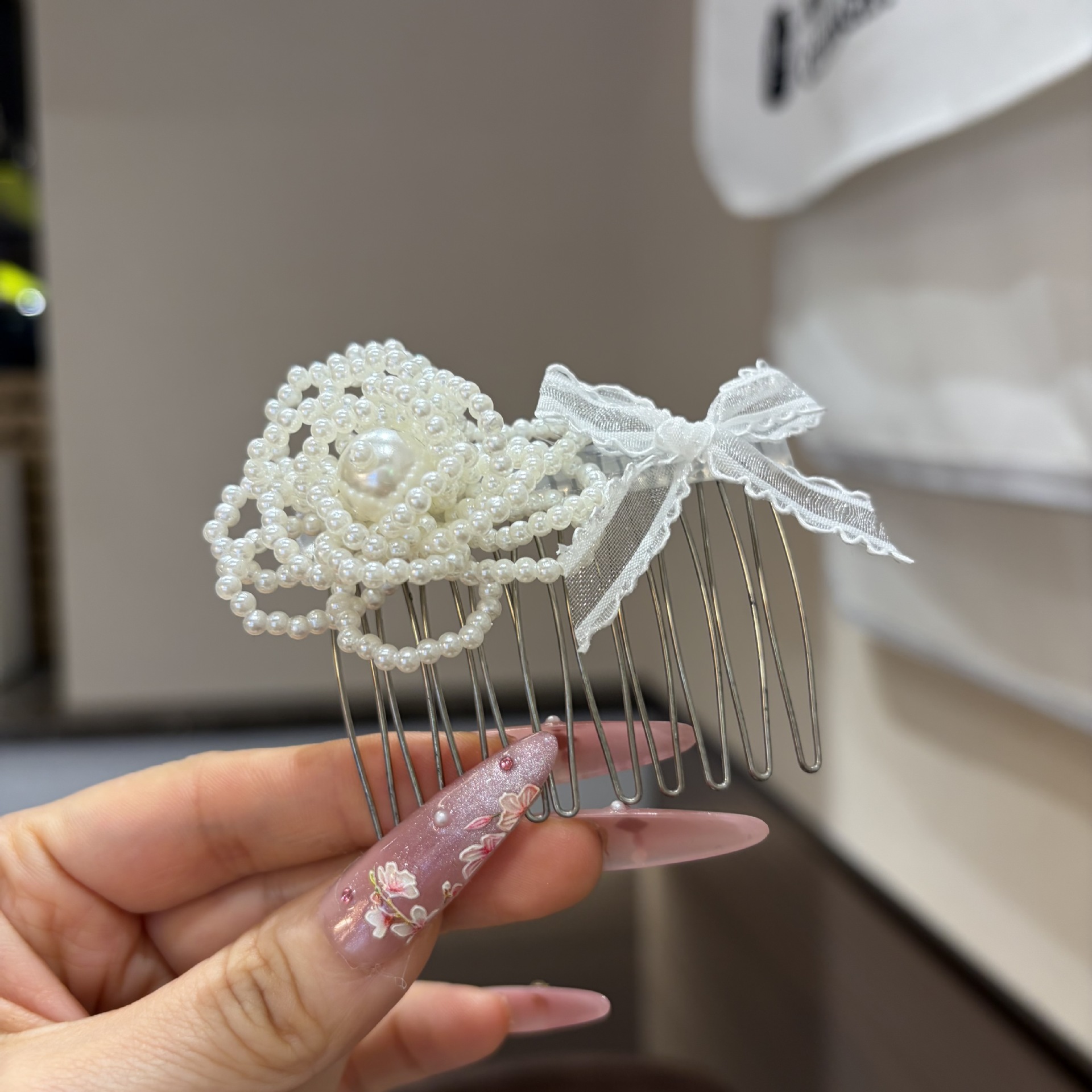 Peineta floral de perlas inver - Hi Tech Accessories reseña y precio